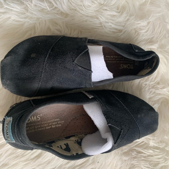 Toms - Picture 6 of 8